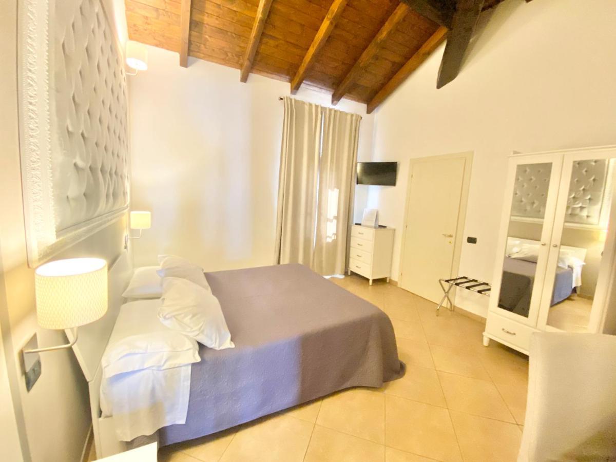 B&B Stazione Don Camillo Brescello Exterior foto